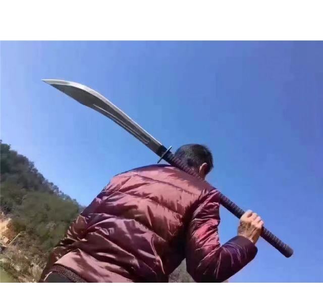 尖头一体关公刀