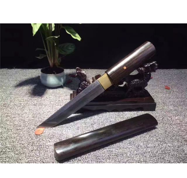 黑檀木花纹钢短匕