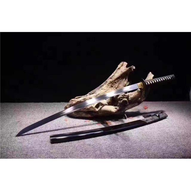 铁装超尖高性能武士刀--天生牙