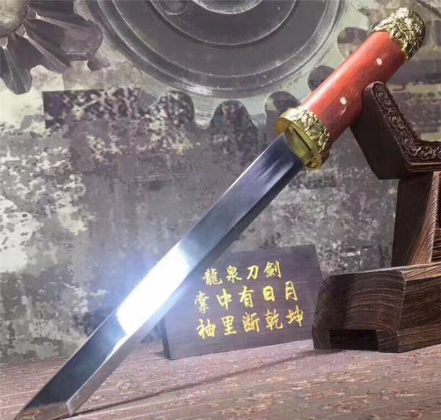 金牡丹唐刀