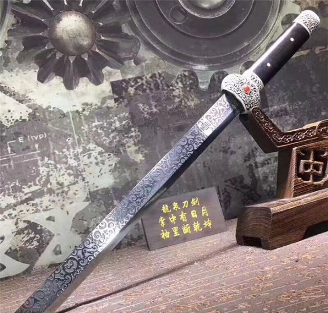 经典仿银金兰唐刀